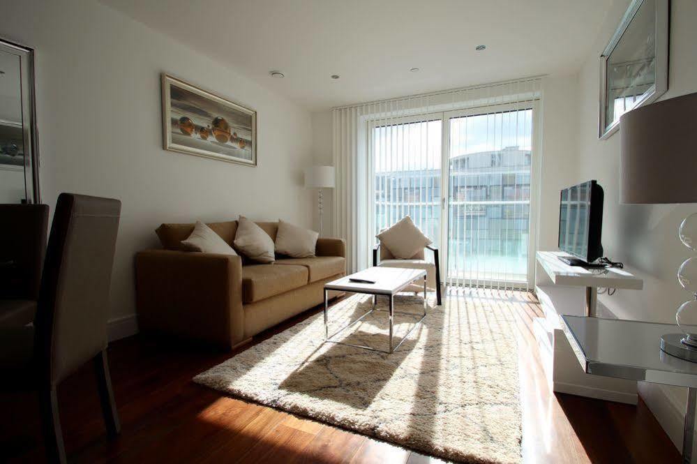 Ferienwohnung Lincoln Plaza London Exterior foto